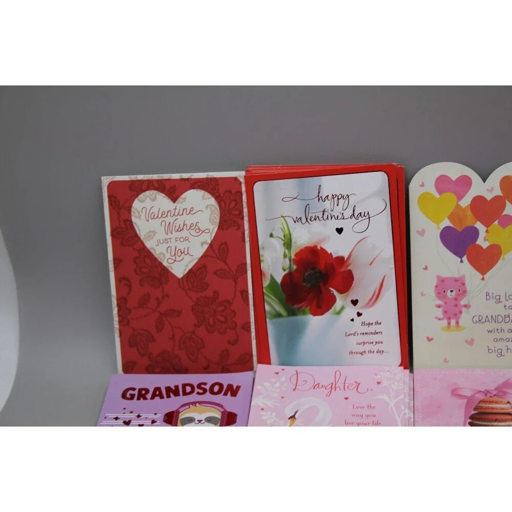 Lot of 97 Hallmark Valentine's Day Cards 1/Envelopes Retail Sale New FANCY Lot 1